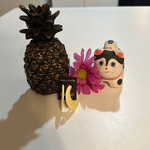 Retro preowned earrings